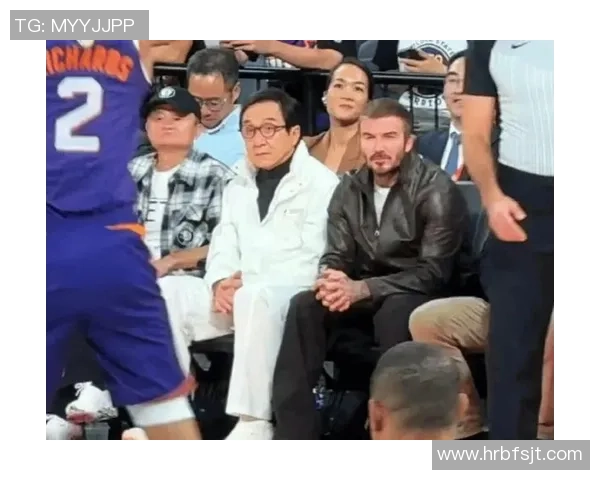 足球明星与娱乐圈明星同框合影展现跨界魅力与友谊的精彩瞬间